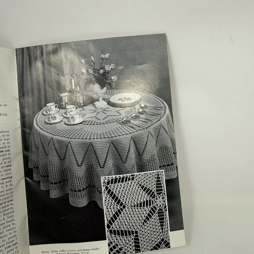 Coats & Clark's Book No. 193 Priscilla Tablecloths & Beadspreads Vintage